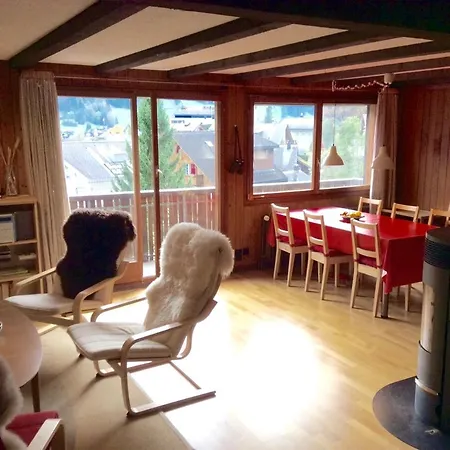 Gemuetliche Dachwohnung Im Mit Bergblick * Engelberg
